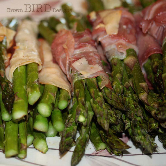 Asparagus wrapped with prosciutto